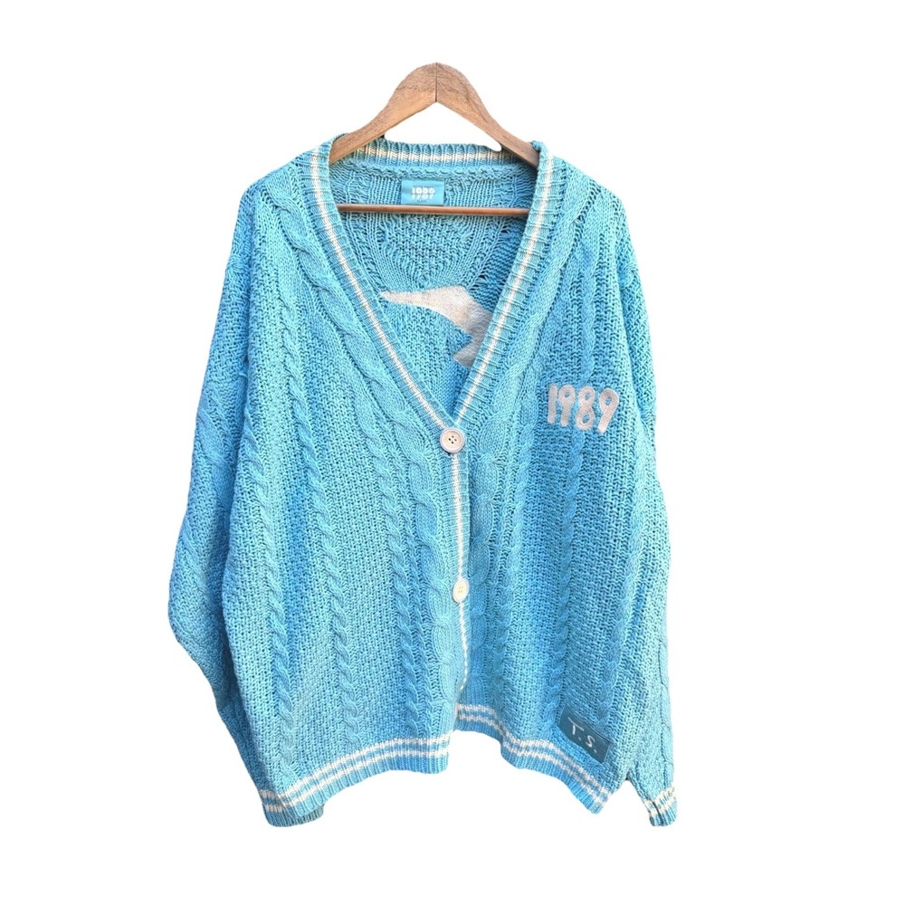 Taylor Swift 1989 Merchandise Seagull Cardigan Women's XL/2XL Blue Sweater